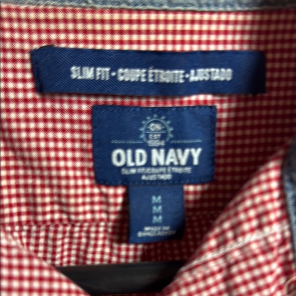 Old Navy Red Casual Button Down Shirt Lightweight - Picture 2 of 3